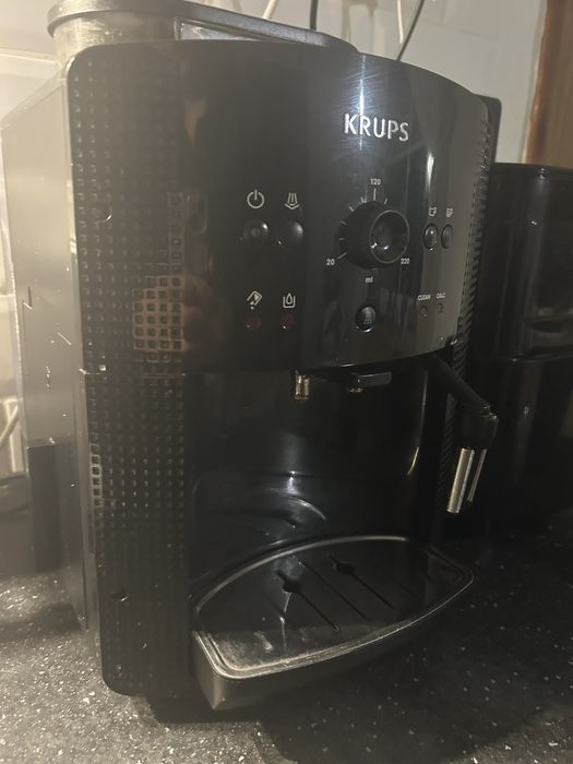 Sprzedam ekspres automatycznny Krups