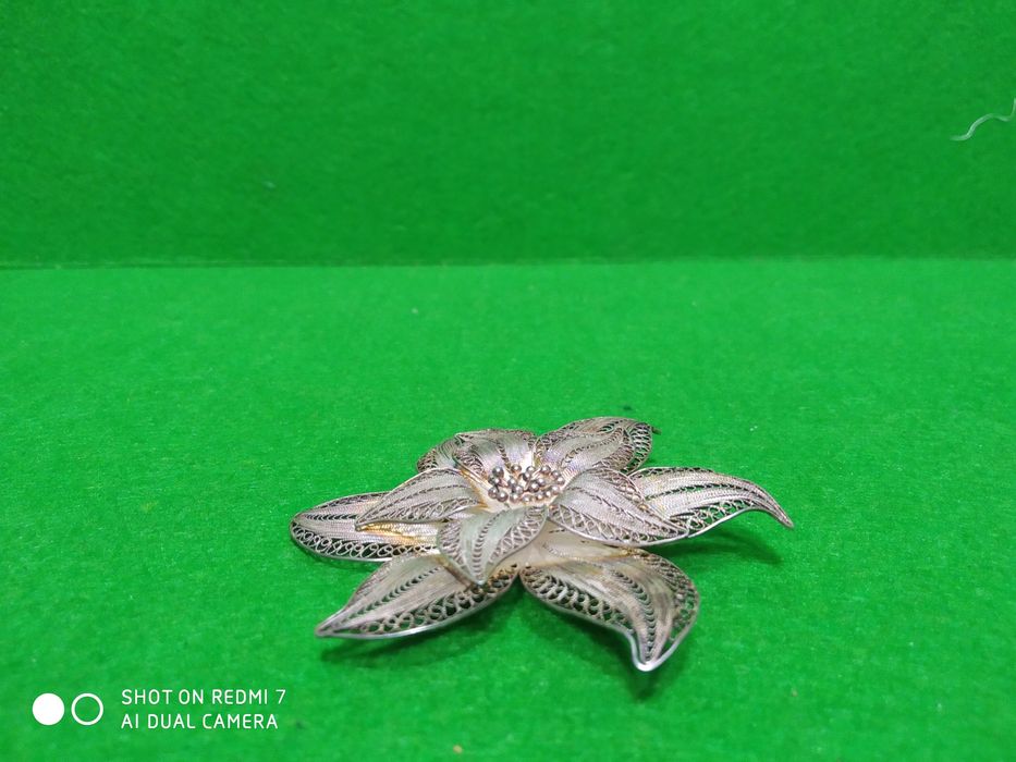 Винтажная большая серебряная брошь.Европа.