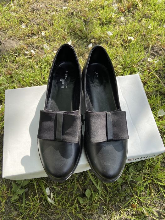 Продам нові балетки