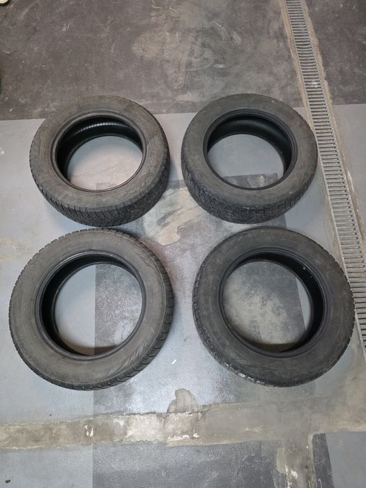 Opony Zimowe 215/60R16 Firestone WinterHawk 3