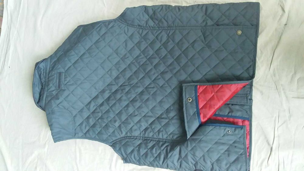 Жилетка чоловіча-нова- MIAN-XL; Hawkshead-L.