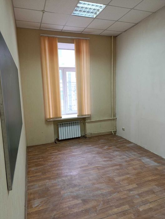 Аренда ОФИС 15м2 (отопление входит в аренду!) ЦЕНТР МЕТРО Конный рынок