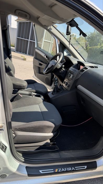 Opel Zafira 2006 р. | 1.9 Дизель | 6-ст. механіка | 7 місць