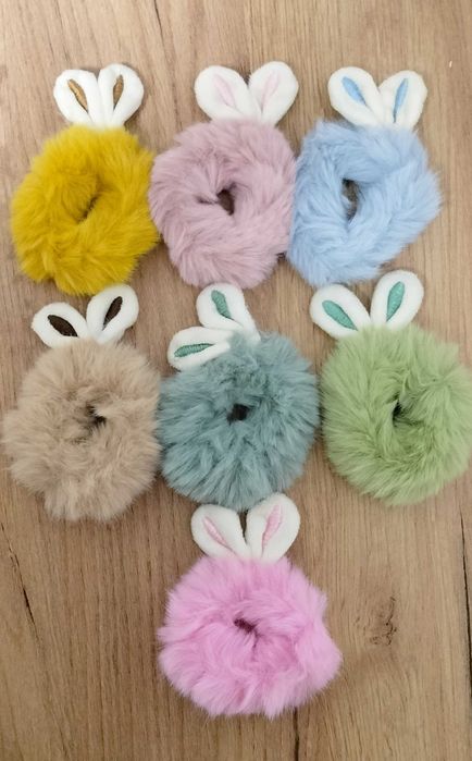 Gumki do włosów pluszowe z uszami 7 sztuk