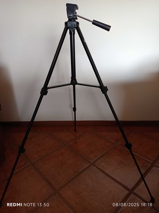 Tripé Extensível para Máquina Fotográfica