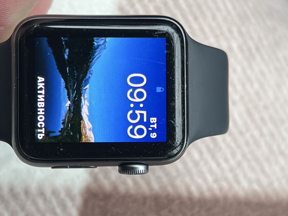 Apple watch 3 series, 42 mm.
