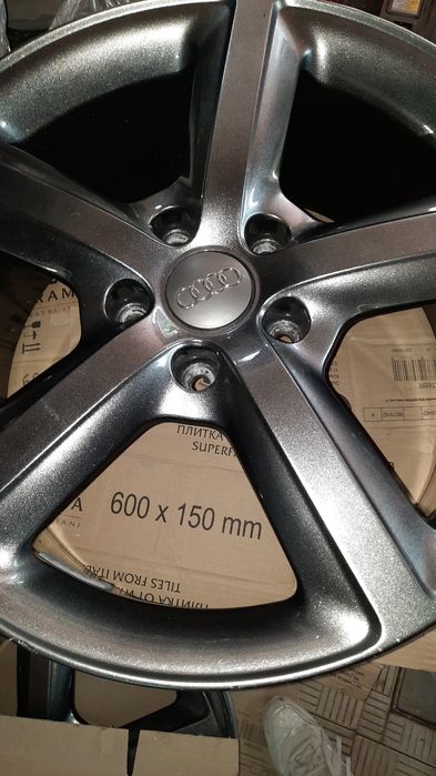 Оригинальные диски  AUDI R20