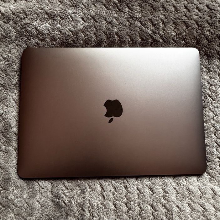 Macbook Air M1 2020 8 gb/256 gb