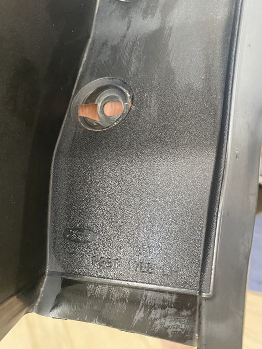 Фонарі задні  (правий, лівий) Ford escape 2019