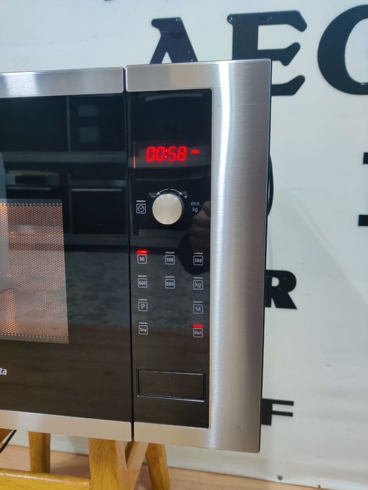 Вбудована мікрохвильова піч Siemens™ Constructa.  Oригінал з Німеччини