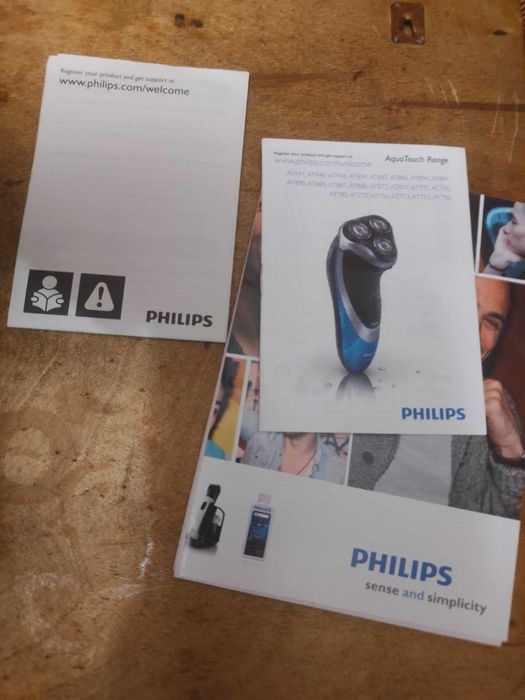 Аккумуляторная бритва Philips PT 727