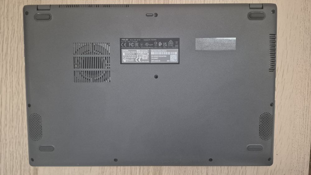 ASUS M515DA — Ryzen 3 | 8GB RAM | SSD 256GB | Como Novo