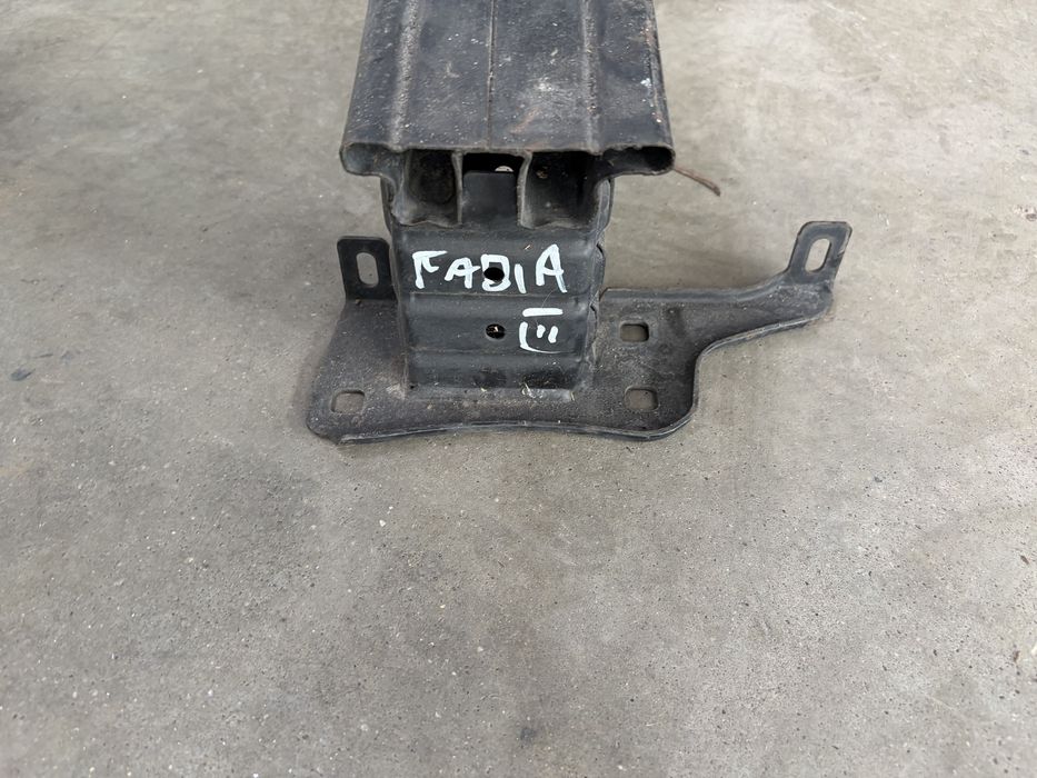 Skoda Fabia III belka przod