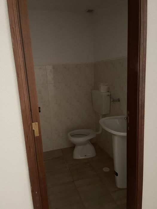 Garagem em Belas 72m2