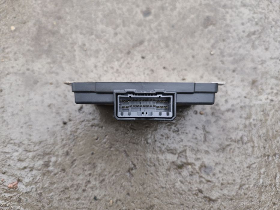 Продам блок управления раздаткой на SsangYong rexton 2.7 дизель