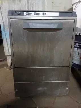 Maquina lavar chavenas e copos