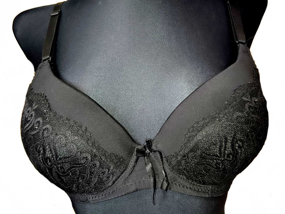 Śliczny koronkowy biustonosz stanik push-up r. 80B