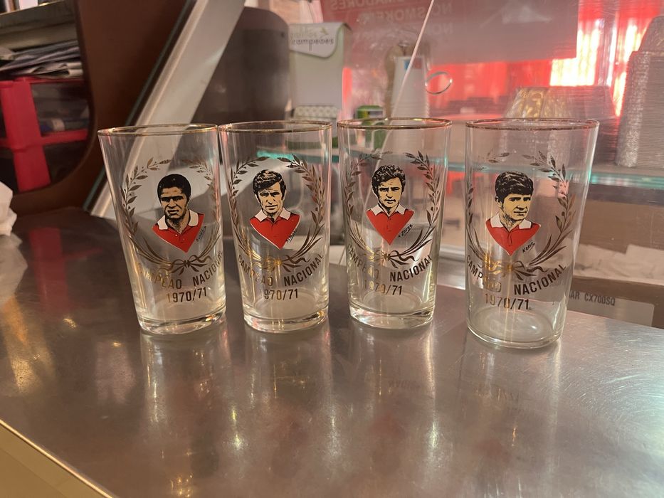 Conjunto de 4 copos vintage  — Campeão Nacional 1970/71