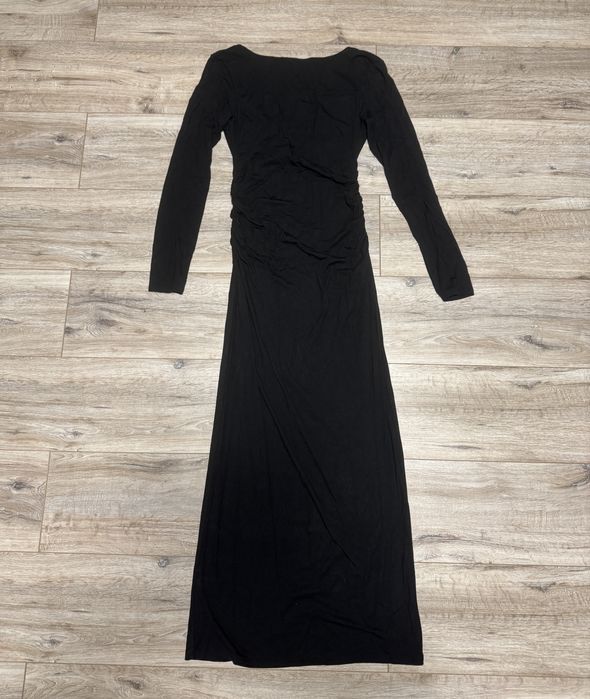 Чорна довга сукня