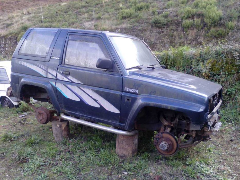 Daihatsu Feroza peças