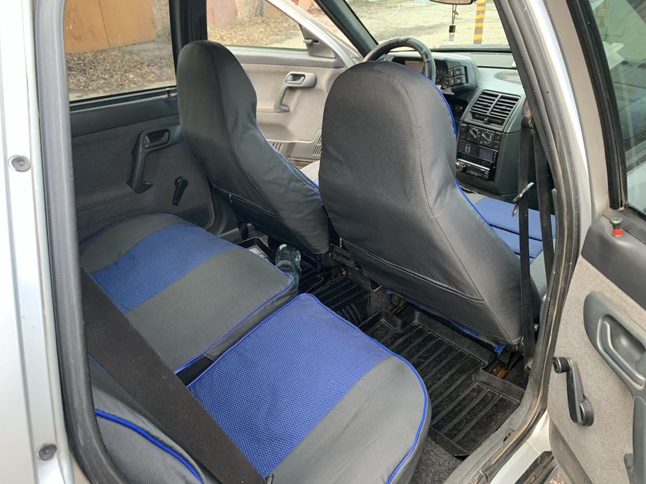 Продам ваз 2111 уневерсал газ бензин  зарегистрирован