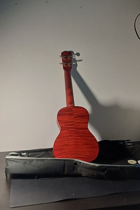 Ukelele Córdoba 15CM+Saco de transporte