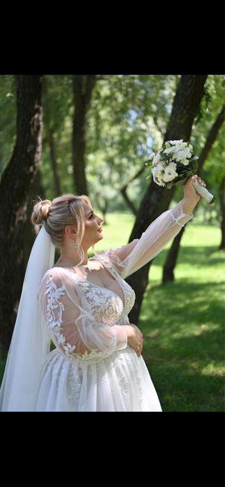 Весільна пишна сукня 54-56 розмір