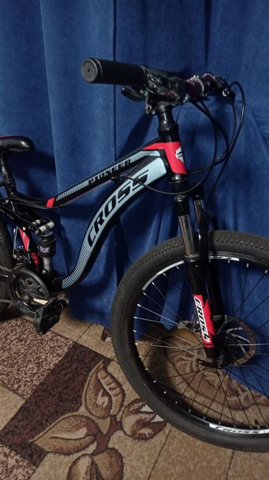 Гірський велосипед Pioneer Cross