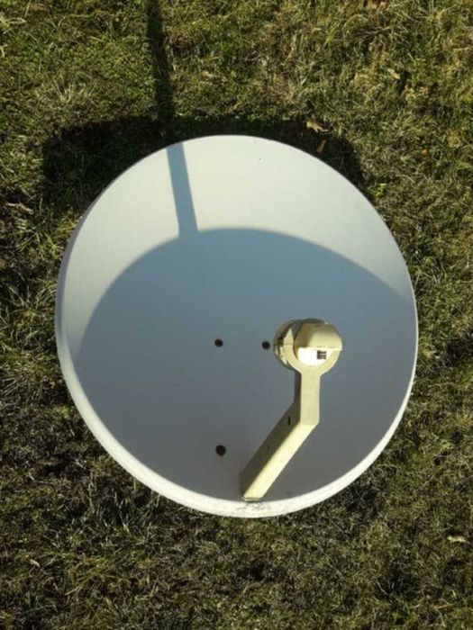 antena satelitarna z konwerterem