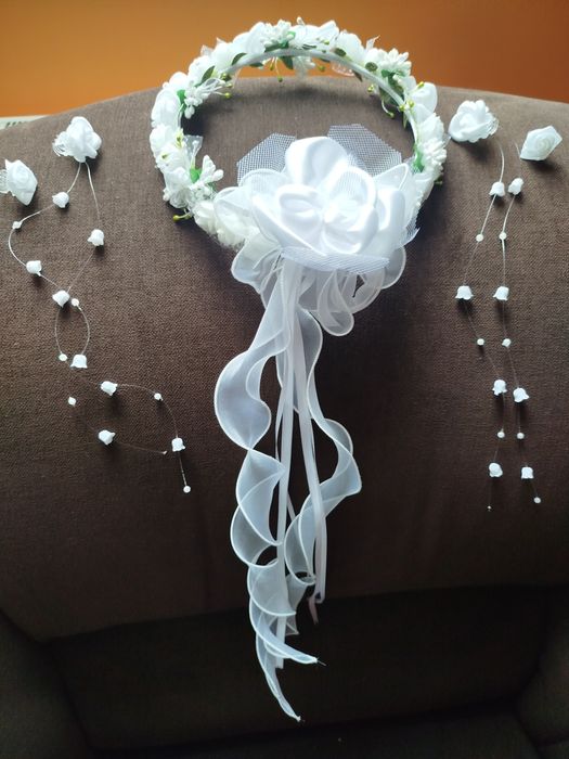 Wianuszek do włosów