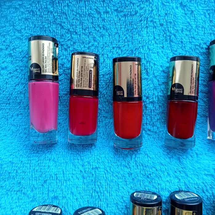 Nowe lakiery do paznokci GEL