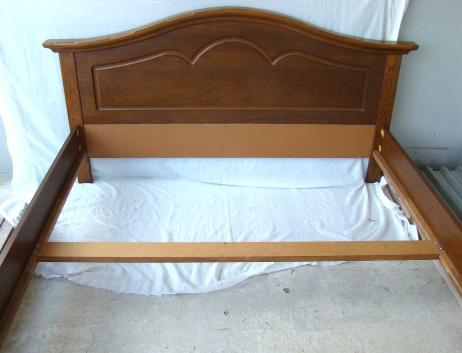 Ліжко бу двох спальне Польща з ортопедичним матрацом 140 кг на особу