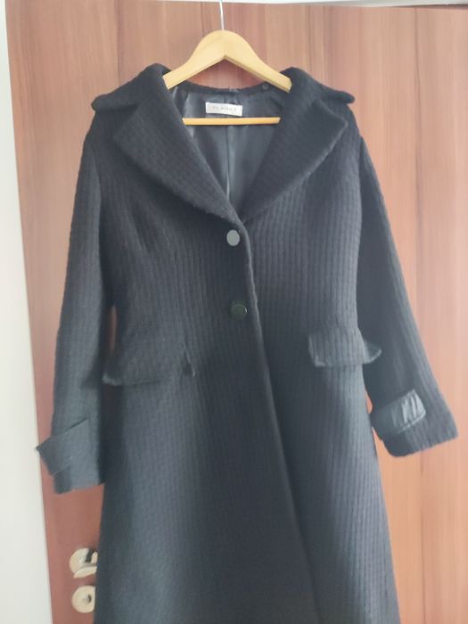 Płaszcz czarny Marki Planet