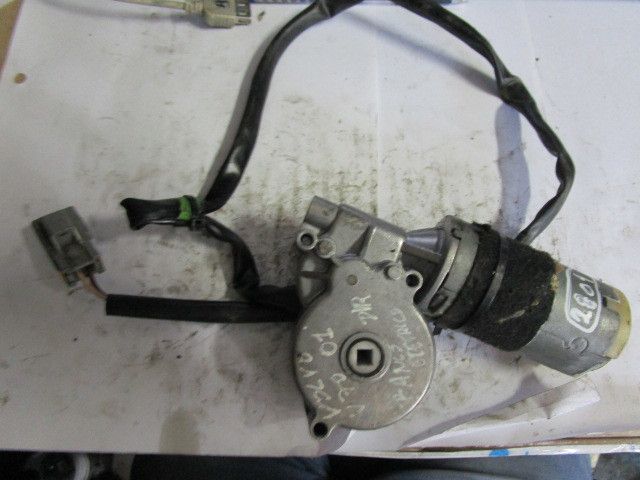 Motor regulação de bancos VOLVO V70 II (SW)