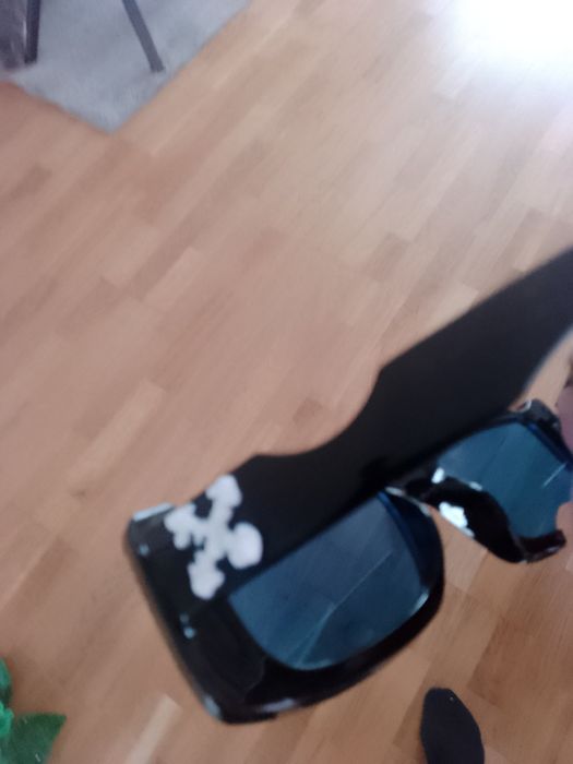 Okulary przeciwsłoneczne off white