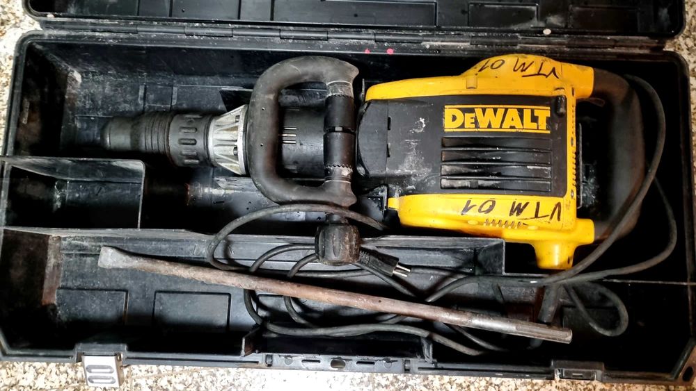 Martelo demolidor Dewalt D25899