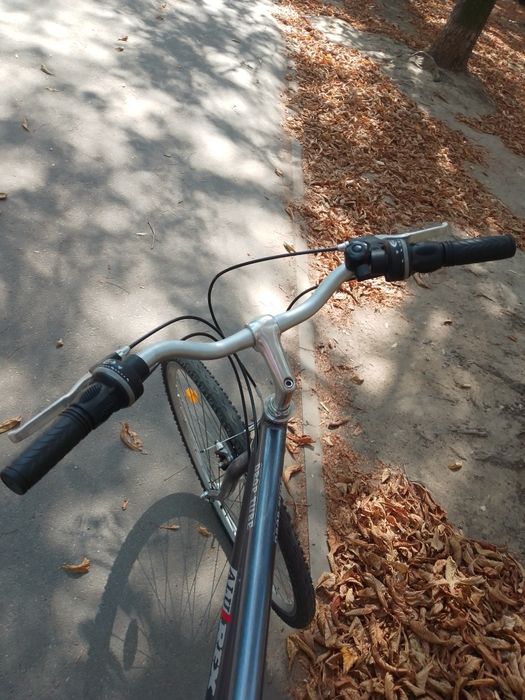 Продам АЛЮМИНЄВИЙ велосипед.