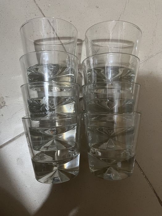 Komplet 8 szklanek johnnie walker do whisky ciężkie plus gratis dwie szklanki