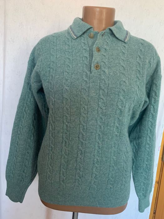 Вовняний жіночий светр бірюзового кольору.Розмір XL.