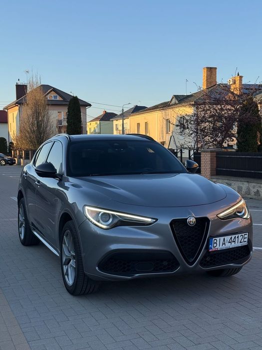 Alfa Romeo Stelvio TI Sport AWD Polift