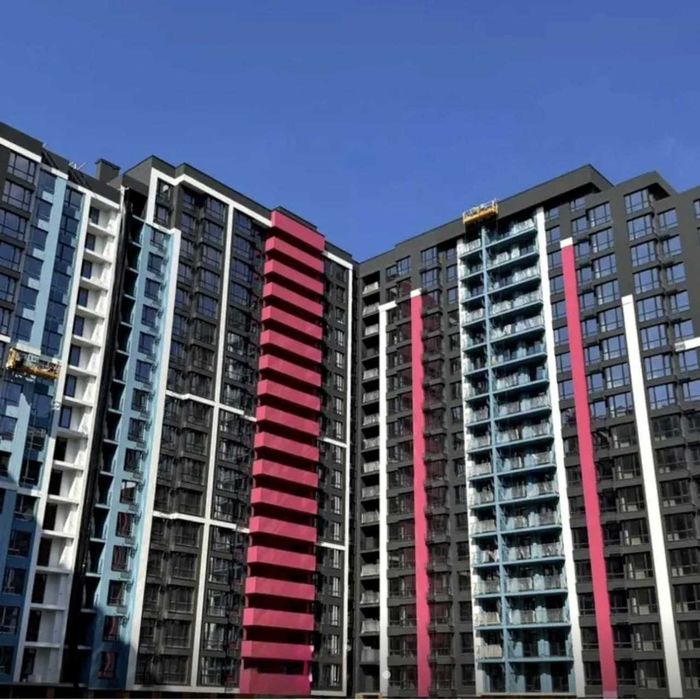 Простора однокімнатна квартира  у ЖК преміум-класу Sky Garden.