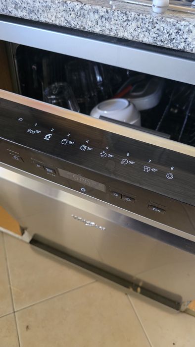 Máquina lavar loiça WHIRLPOOL