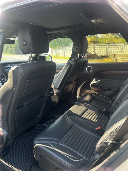 Land Rover Discovery 2018