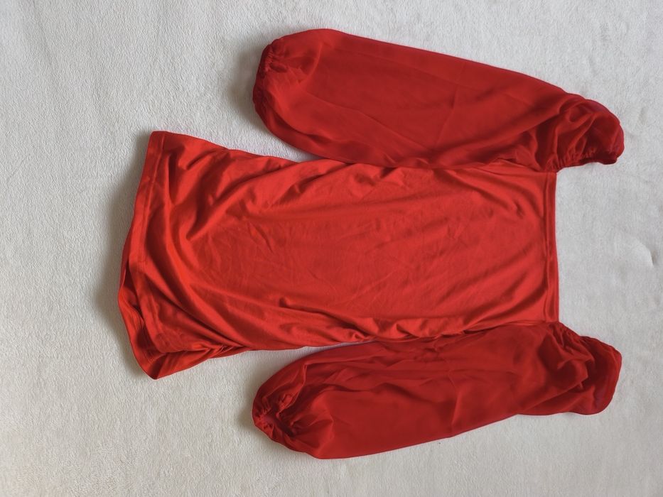 Czerwona dopasowana sukienka z bufiastymi rękawami • SHEIN XS • kobiec