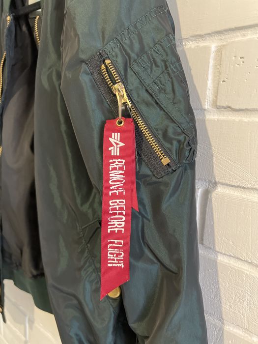 Бомбер-куртка Alpha industries