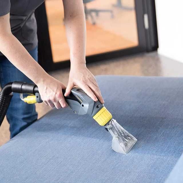 Karcher: odkurzacz piorący– wynajem Suwałki
