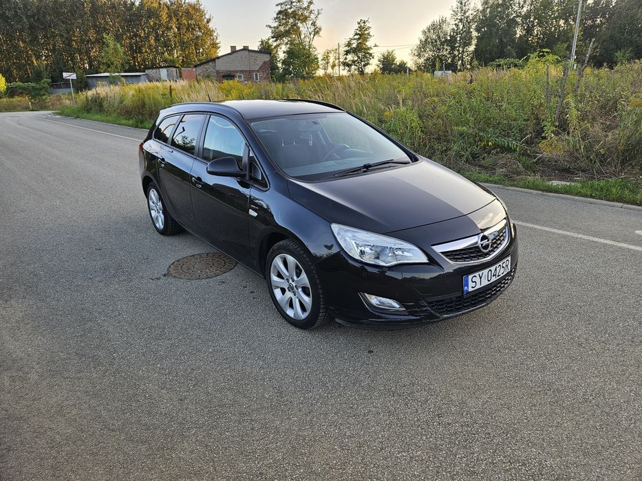 Opel Astra 1.4 Benzyna Combi | 2012 | 120 KM | 161 951 km