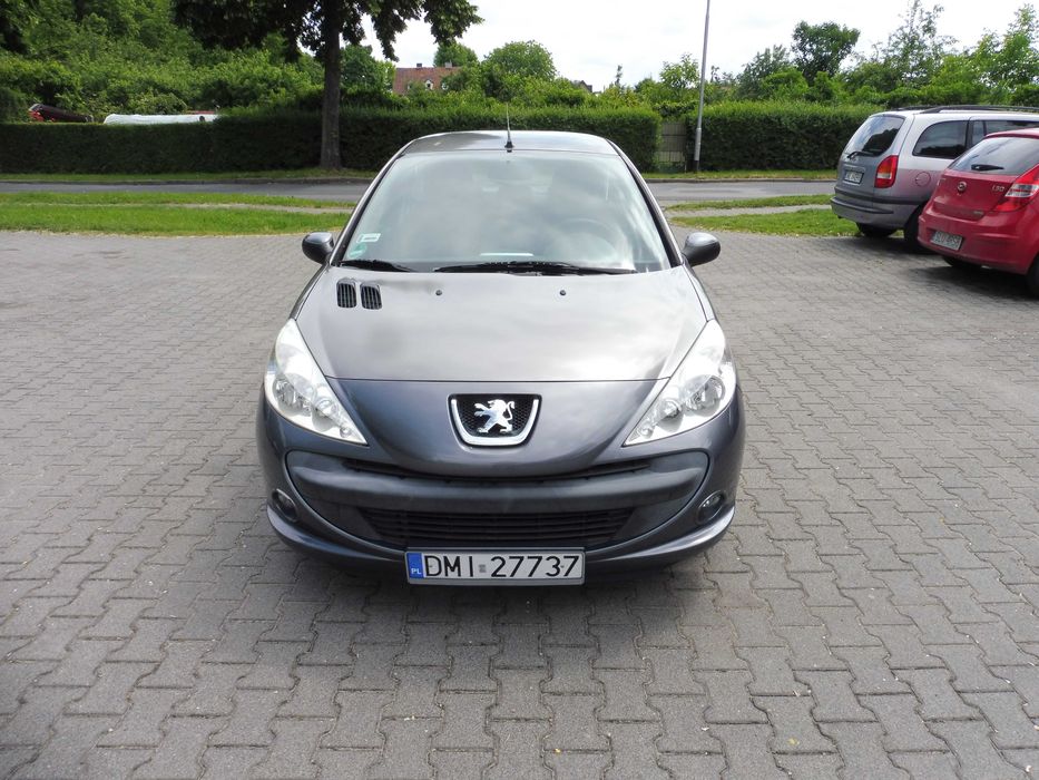 Peugeot 206 plus w bdb stanie tylko 144 tys km