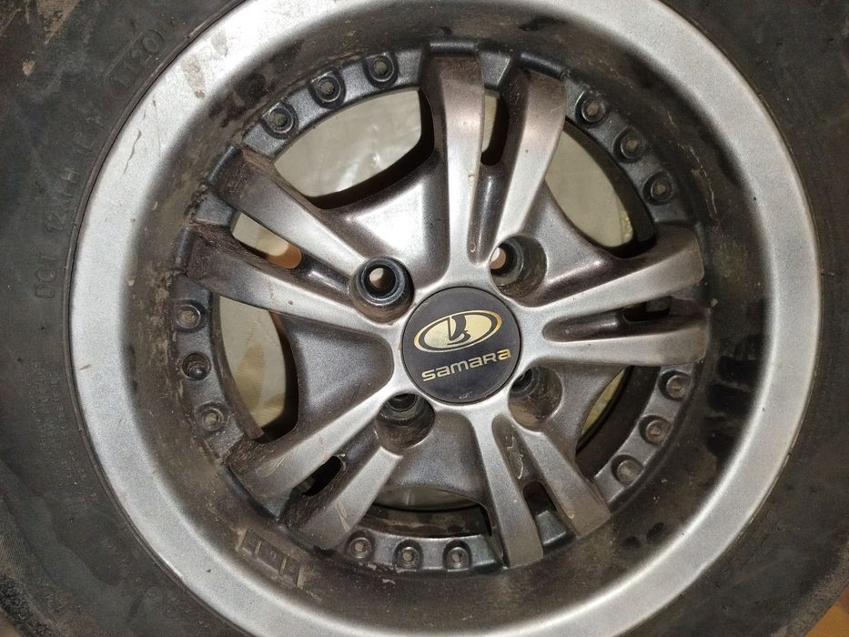 Диски з шинами Hankook 175/70/13