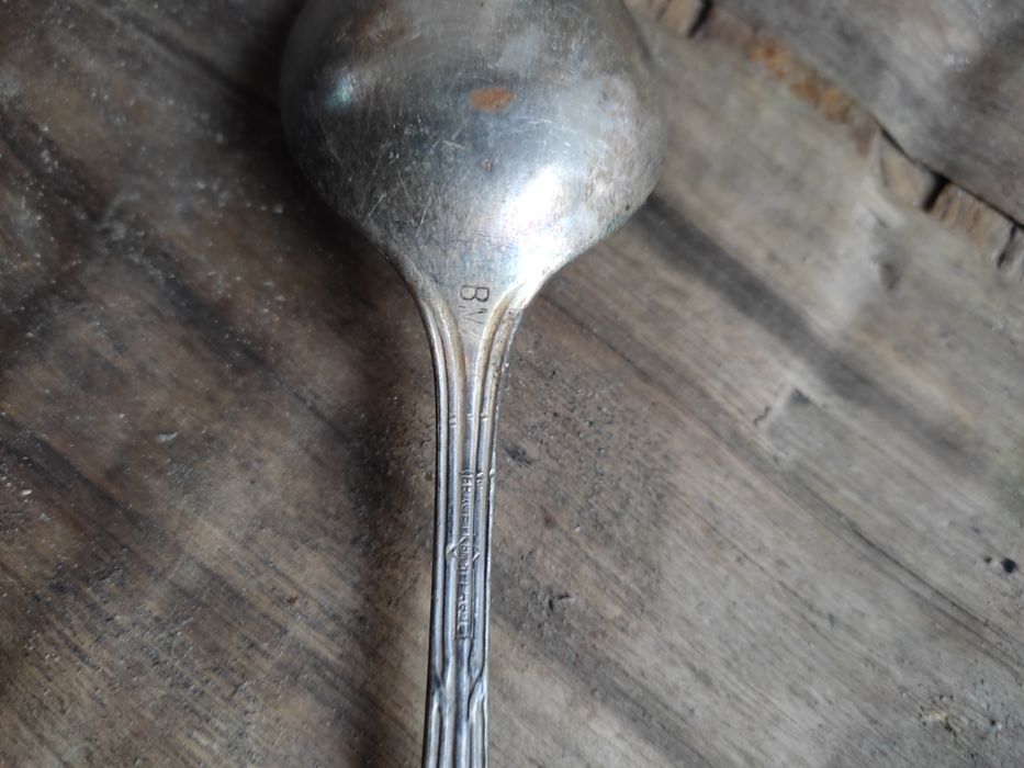Продам столову ложку